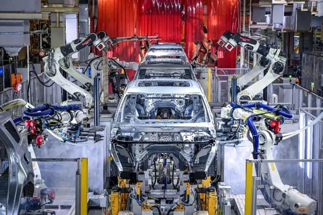 美國最鐵盟友，倒戈中國汽車