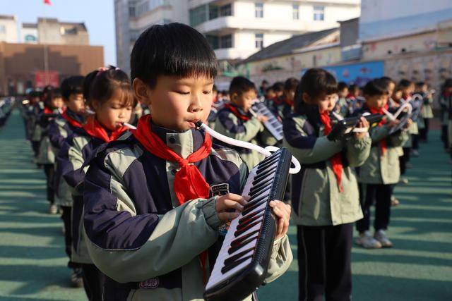 鄉村小學的“美育之音”