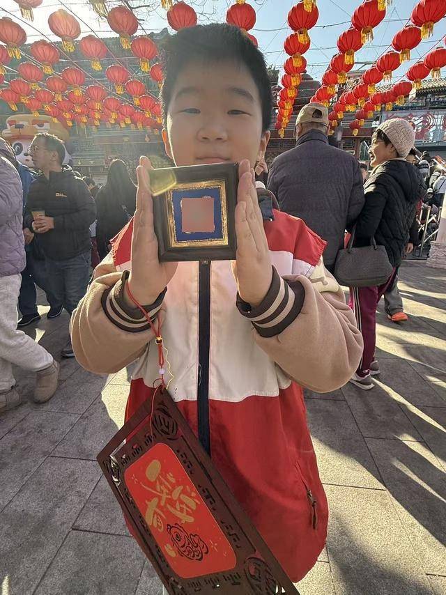 去圖書館、書店、廟會、市集“閱啟新春”，北京年味書香濃