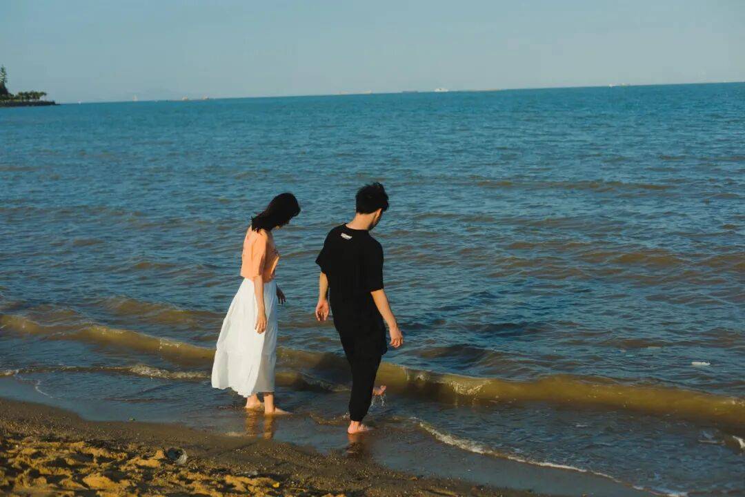 原創00後主動相親、知識女性要彩禮……年輕人婚戀觀又變了