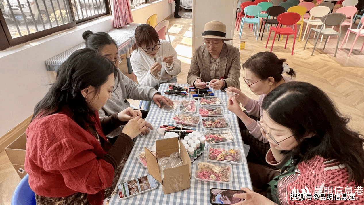 凝聚巾幗力量 譜寫時代華章 新迎中學舉行“三八”國際婦女節慶祝活動