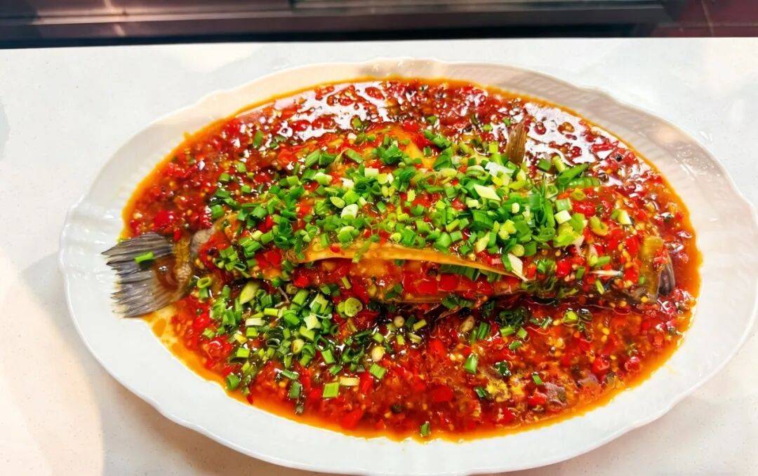 治癒西餐、24小時江湖菜、26年老店……博樂這份美食地圖收藏好！