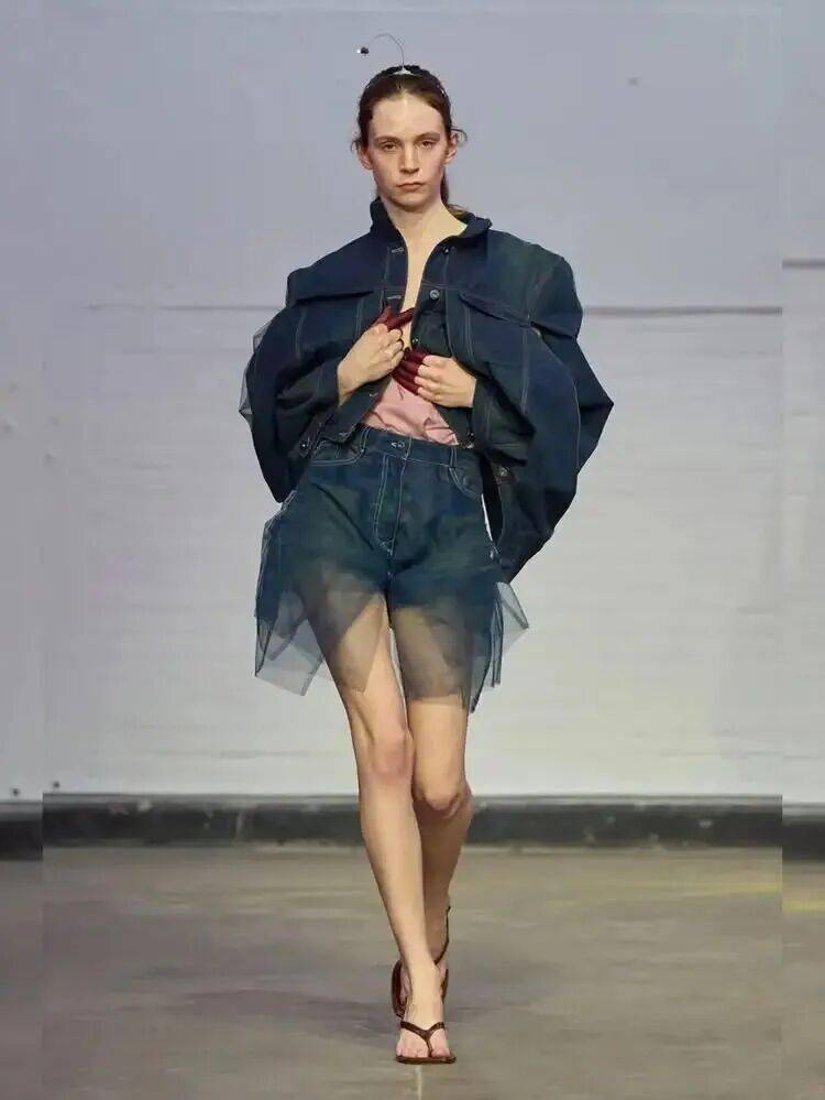 服裝畢業設計釋出 | 2026中央聖馬丁藝術與設計學院-研究生服裝畢業秀！